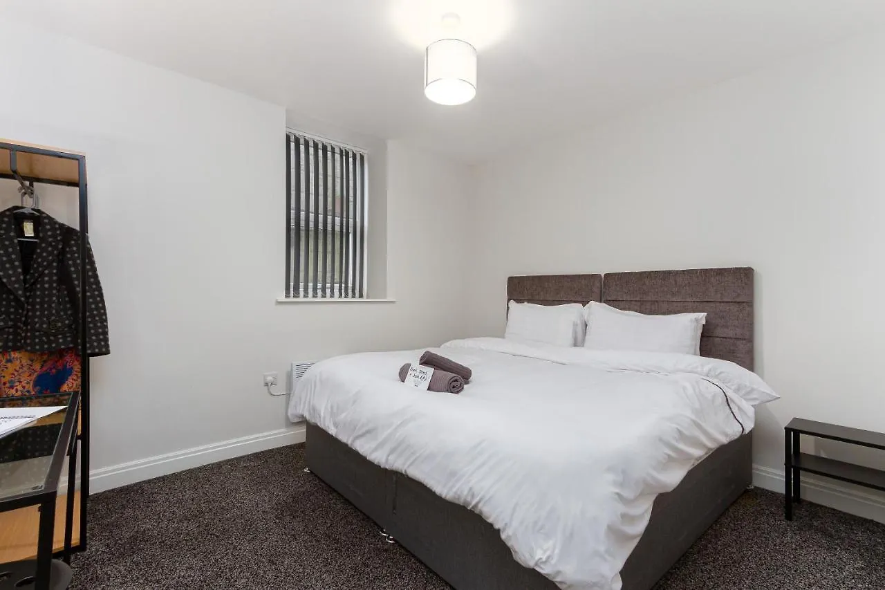 Kings Court Modern Aparthotel, Town Centre - Blackpool Resort Collection Apartment